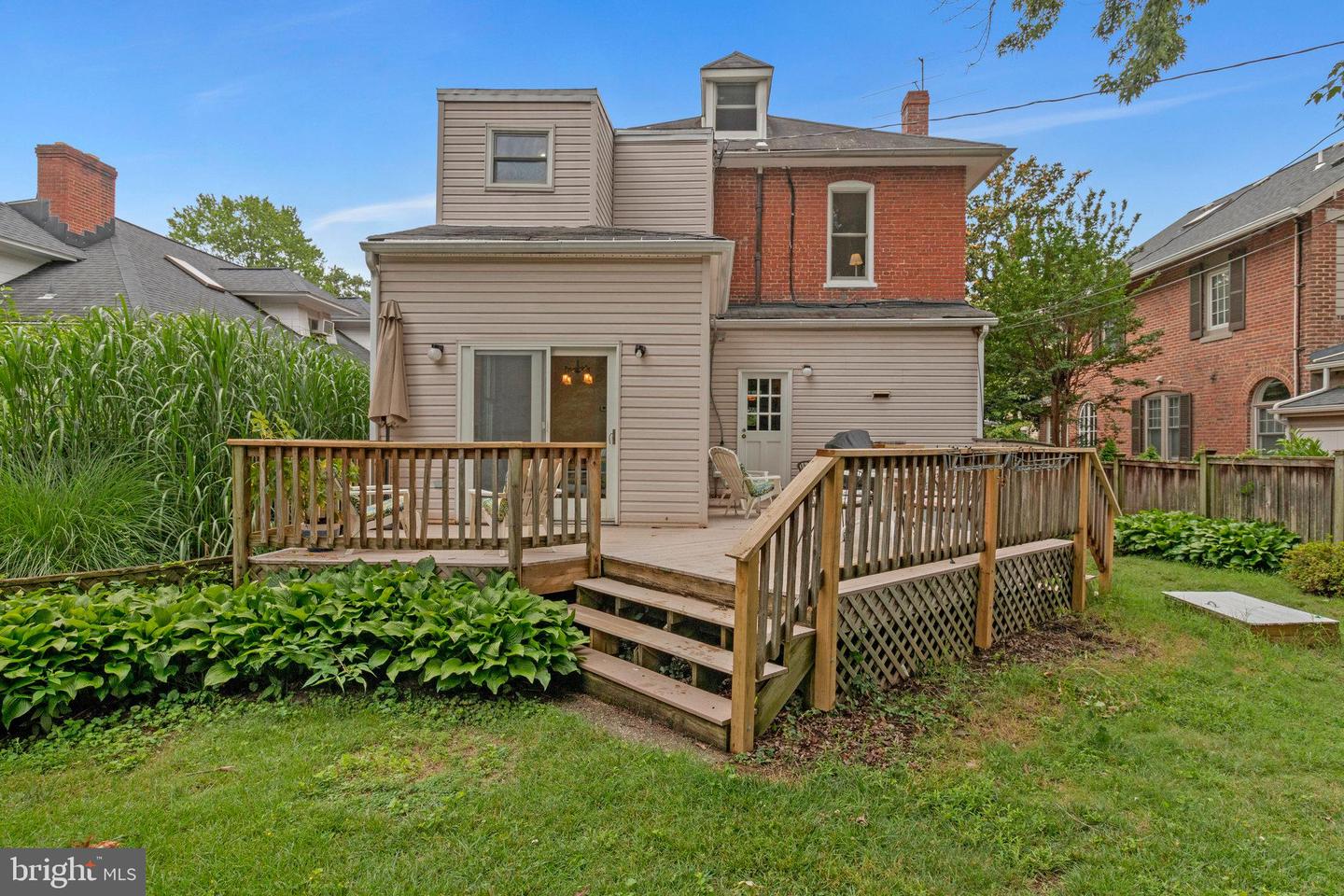 17 CEDAR ST, ALEXANDRIA, Virginia 22301, 4 Bedrooms Bedrooms, ,2 BathroomsBathrooms,Residential,For sale,17 CEDAR ST,VAAX2046628 MLS # VAAX2046628