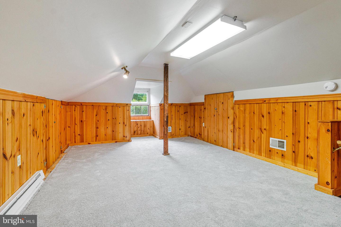 17 CEDAR ST, ALEXANDRIA, Virginia 22301, 4 Bedrooms Bedrooms, ,2 BathroomsBathrooms,Residential,For sale,17 CEDAR ST,VAAX2046628 MLS # VAAX2046628