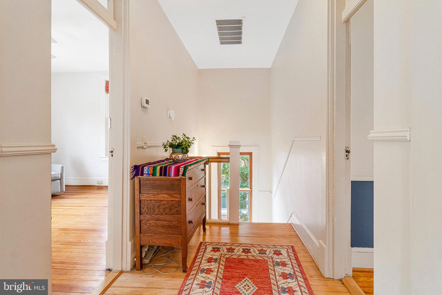 17 CEDAR ST, ALEXANDRIA, Virginia 22301, 4 Bedrooms Bedrooms, ,2 BathroomsBathrooms,Residential,For sale,17 CEDAR ST,VAAX2046628 MLS # VAAX2046628