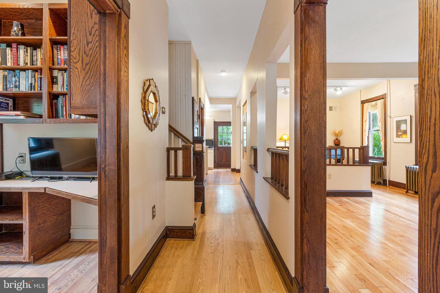 17 CEDAR ST, ALEXANDRIA, Virginia 22301, 4 Bedrooms Bedrooms, ,2 BathroomsBathrooms,Residential,For sale,17 CEDAR ST,VAAX2046628 MLS # VAAX2046628