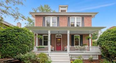 17 CEDAR ST, ALEXANDRIA, Virginia 22301, 4 Bedrooms Bedrooms, ,2 BathroomsBathrooms,Residential,For sale,17 CEDAR ST,VAAX2046628 MLS # VAAX2046628