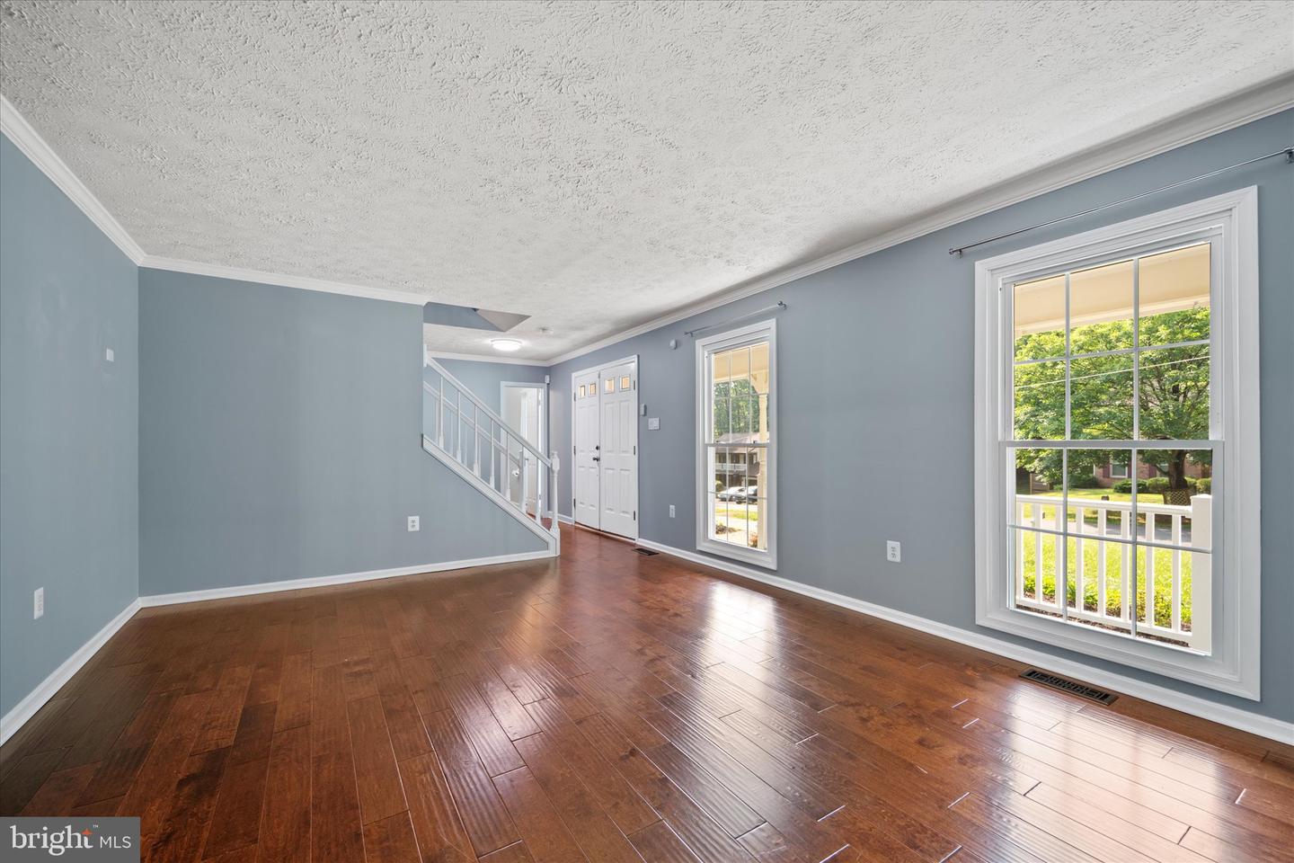 6112 HILLVIEW CT, MANASSAS, Virginia 20112, 5 Bedrooms Bedrooms, ,3 BathroomsBathrooms,Residential,For sale,6112 HILLVIEW CT,VAPW2097332 MLS # VAPW2097332