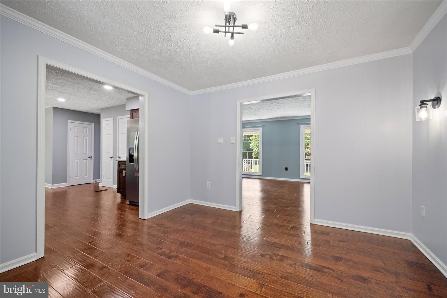 6112 HILLVIEW CT, MANASSAS, Virginia 20112, 5 Bedrooms Bedrooms, ,3 BathroomsBathrooms,Residential,For sale,6112 HILLVIEW CT,VAPW2097332 MLS # VAPW2097332