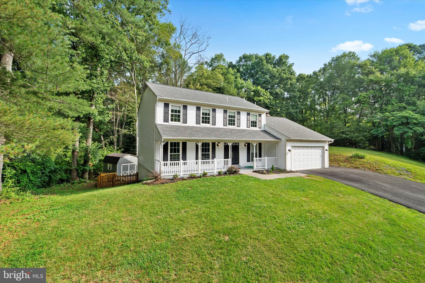 6112 HILLVIEW CT, MANASSAS, Virginia 20112, 5 Bedrooms Bedrooms, ,3 BathroomsBathrooms,Residential,For sale,6112 HILLVIEW CT,VAPW2097332 MLS # VAPW2097332