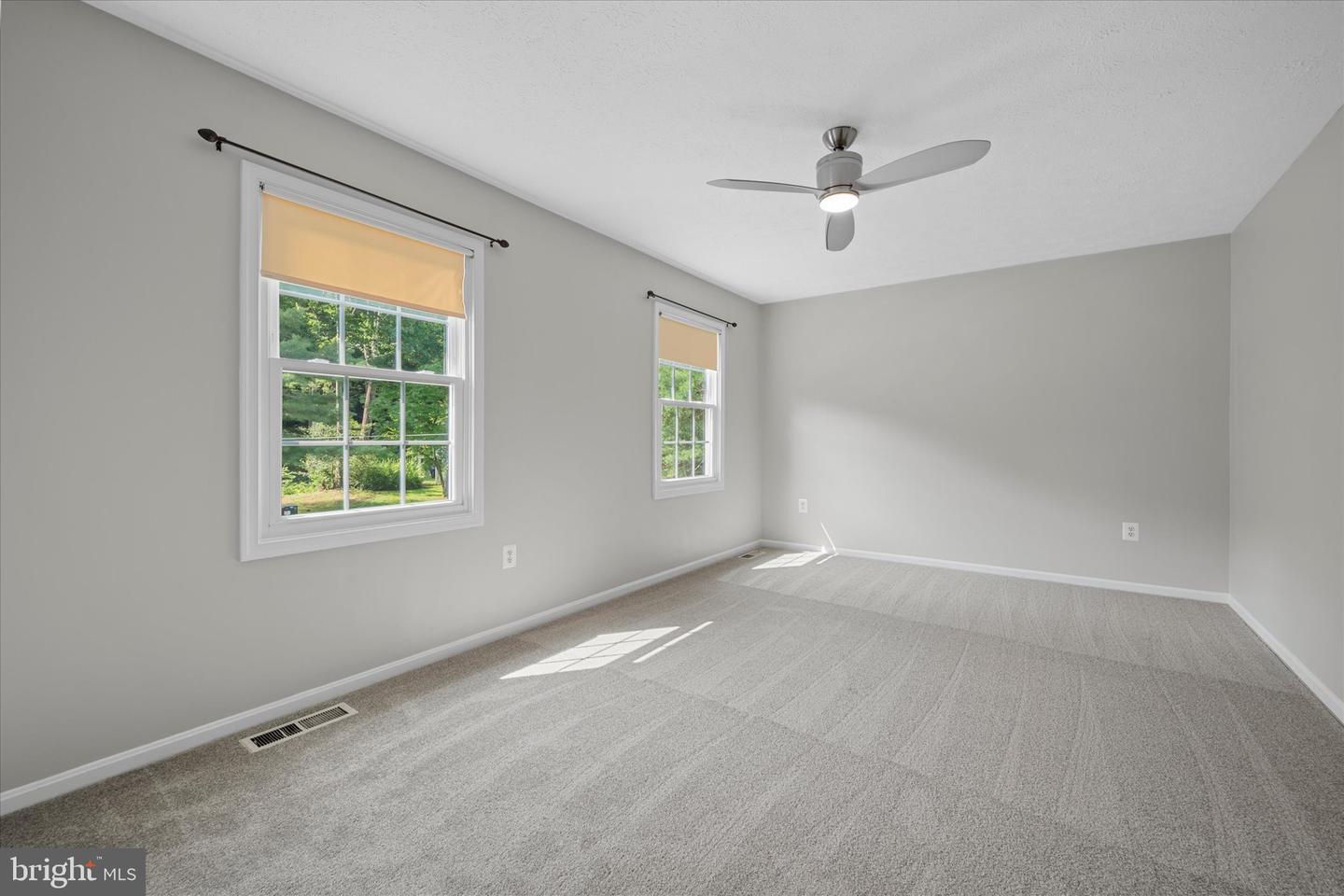 6112 HILLVIEW CT, MANASSAS, Virginia 20112, 5 Bedrooms Bedrooms, ,3 BathroomsBathrooms,Residential,For sale,6112 HILLVIEW CT,VAPW2097332 MLS # VAPW2097332