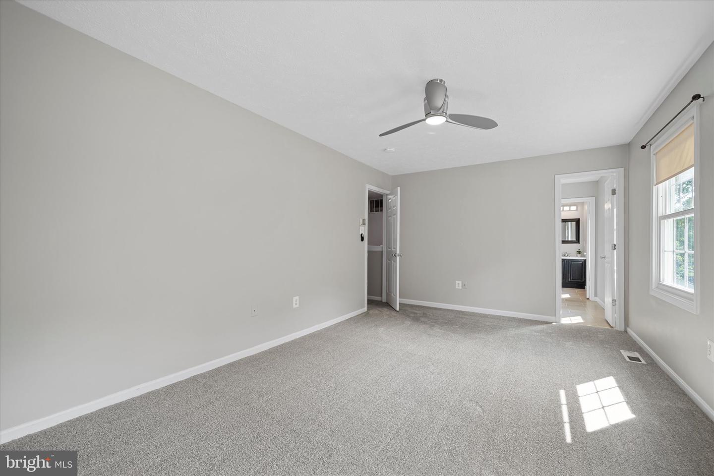 6112 HILLVIEW CT, MANASSAS, Virginia 20112, 5 Bedrooms Bedrooms, ,3 BathroomsBathrooms,Residential,For sale,6112 HILLVIEW CT,VAPW2097332 MLS # VAPW2097332