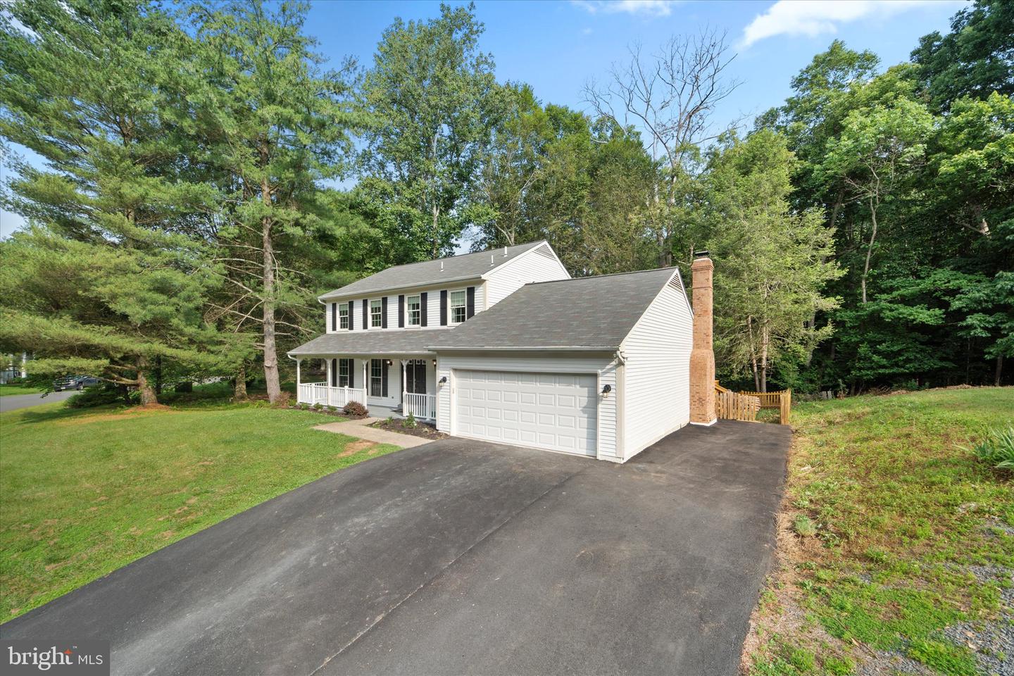 6112 HILLVIEW CT, MANASSAS, Virginia 20112, 5 Bedrooms Bedrooms, ,3 BathroomsBathrooms,Residential,For sale,6112 HILLVIEW CT,VAPW2097332 MLS # VAPW2097332