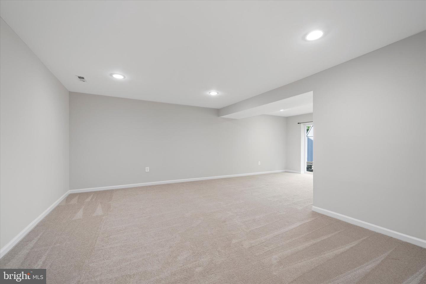 6112 HILLVIEW CT, MANASSAS, Virginia 20112, 5 Bedrooms Bedrooms, ,3 BathroomsBathrooms,Residential,For sale,6112 HILLVIEW CT,VAPW2097332 MLS # VAPW2097332