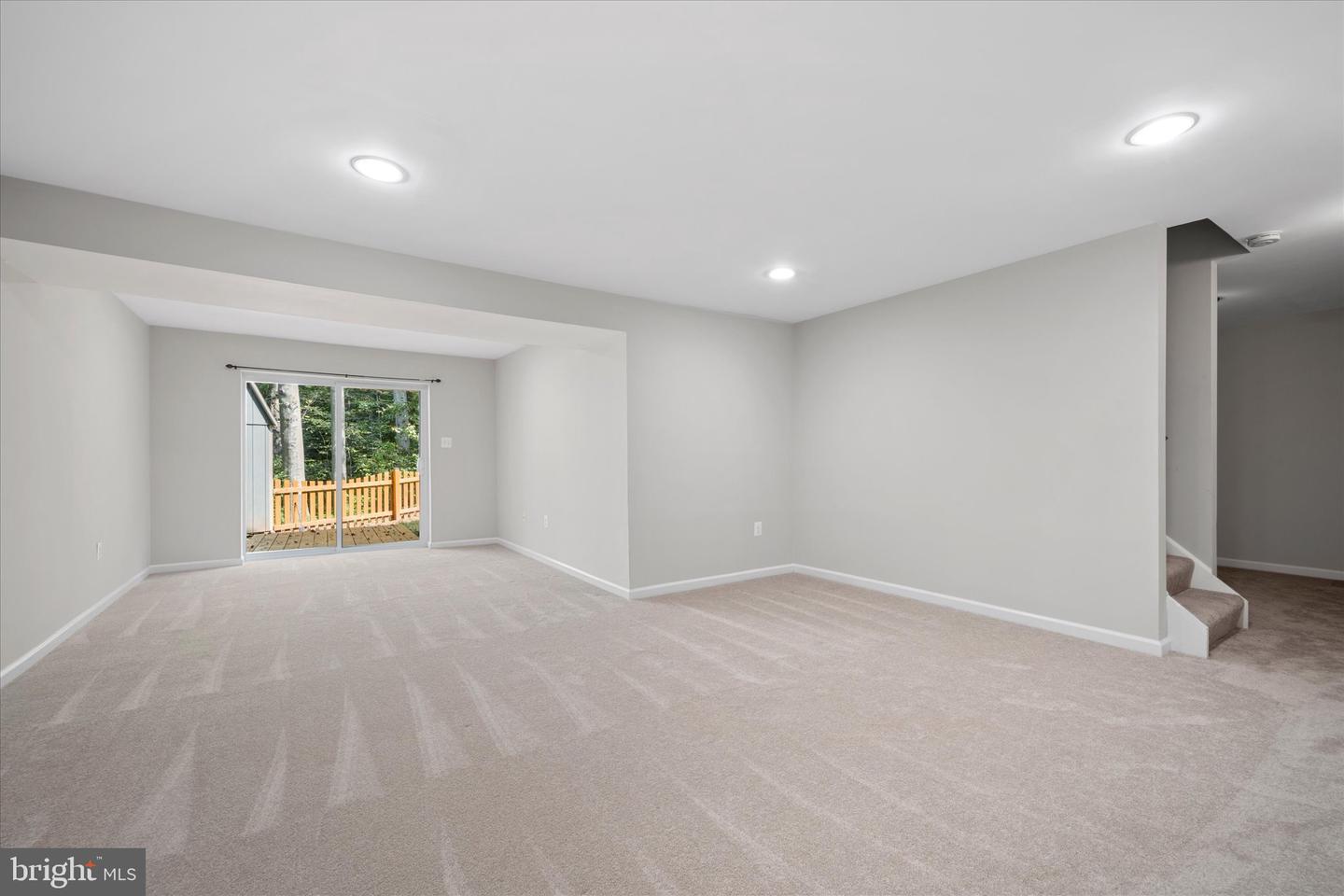 6112 HILLVIEW CT, MANASSAS, Virginia 20112, 5 Bedrooms Bedrooms, ,3 BathroomsBathrooms,Residential,For sale,6112 HILLVIEW CT,VAPW2097332 MLS # VAPW2097332