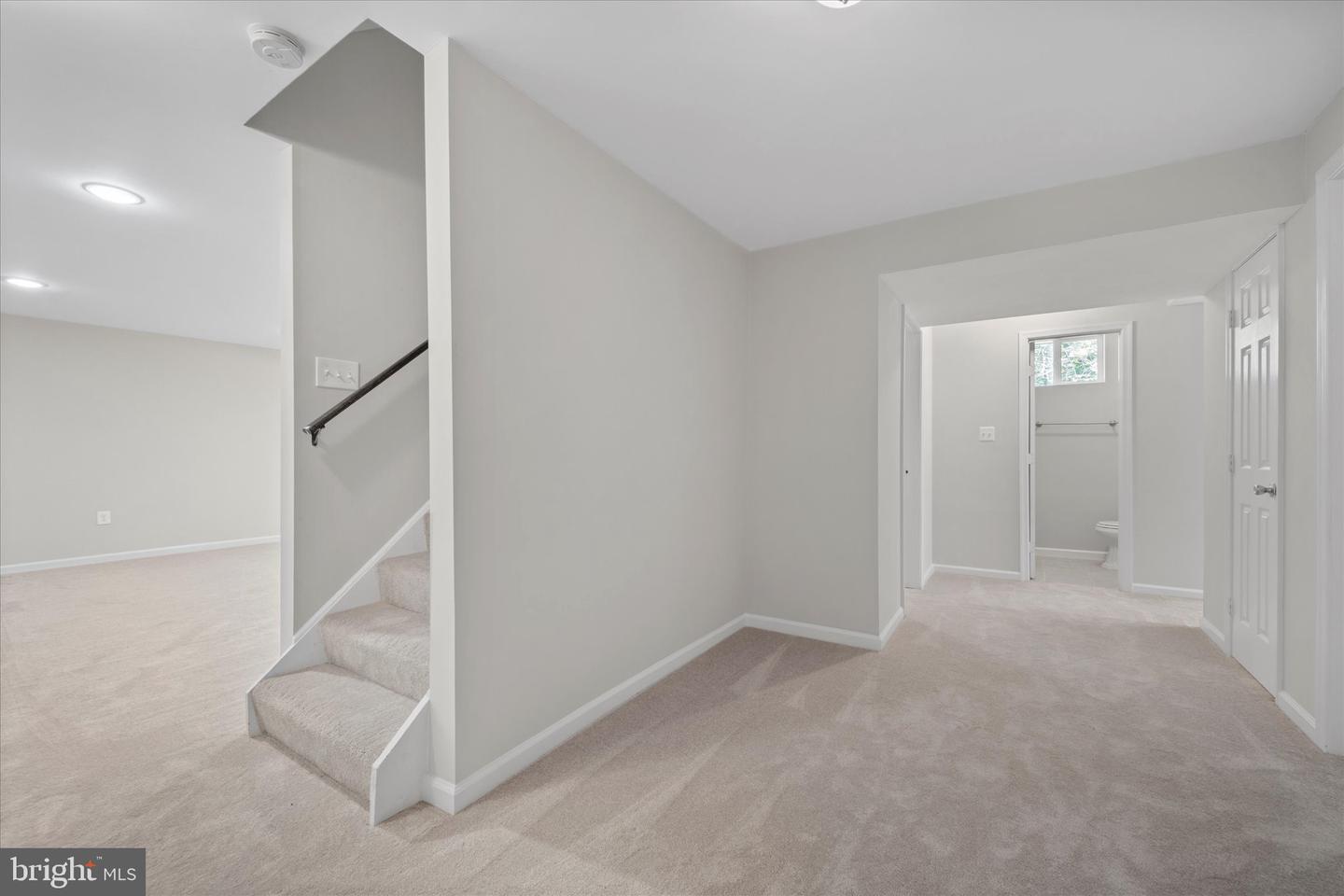 6112 HILLVIEW CT, MANASSAS, Virginia 20112, 5 Bedrooms Bedrooms, ,3 BathroomsBathrooms,Residential,For sale,6112 HILLVIEW CT,VAPW2097332 MLS # VAPW2097332