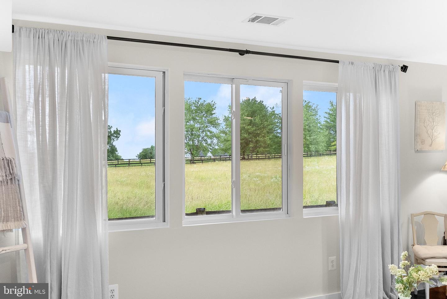 20078 LINCOLN RD, PURCELLVILLE, Virginia 20132, 3 Bedrooms Bedrooms, ,2 BathroomsBathrooms,Residential,For sale,20078 LINCOLN RD,VALO2099852 MLS # VALO2099852