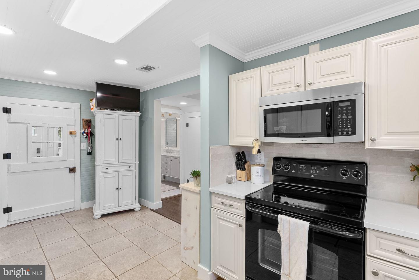 20078 LINCOLN RD, PURCELLVILLE, Virginia 20132, 3 Bedrooms Bedrooms, ,2 BathroomsBathrooms,Residential,For sale,20078 LINCOLN RD,VALO2099852 MLS # VALO2099852