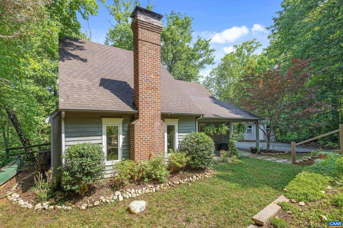 295 HOMESTEAD LN, CHARLOTTESVILLE, Virginia 22902, 3 Bedrooms Bedrooms, ,2 BathroomsBathrooms,Residential,For sale,295 HOMESTEAD LN,665835 MLS # 665835