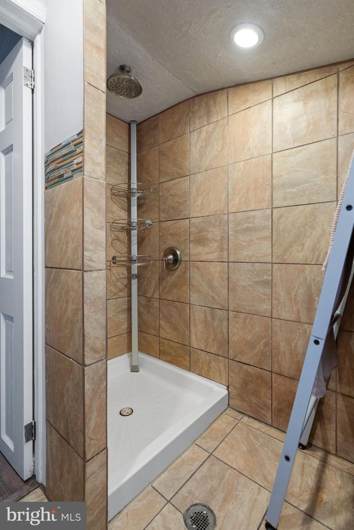 20 AQUIA AVE, STAFFORD, Virginia 22556, 4 Bedrooms Bedrooms, ,2 BathroomsBathrooms,Residential,For sale,20 AQUIA AVE,VAST2039934 MLS # VAST2039934