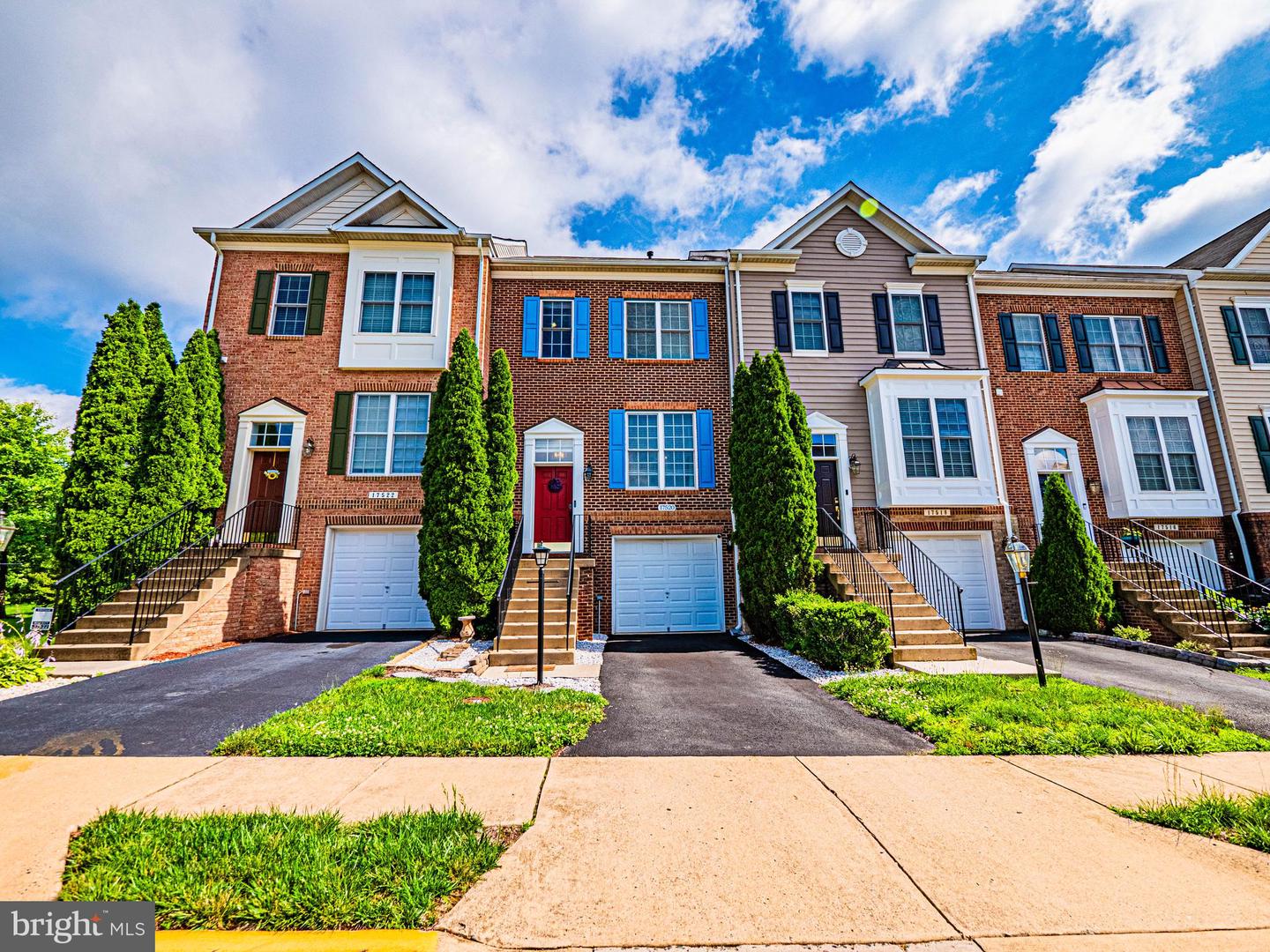 17520 VICTORIA FALLS DR, DUMFRIES, Virginia 22025, 3 Bedrooms Bedrooms, ,2 BathroomsBathrooms,Residential,For sale,17520 VICTORIA FALLS DR,VAPW2097278 MLS # VAPW2097278