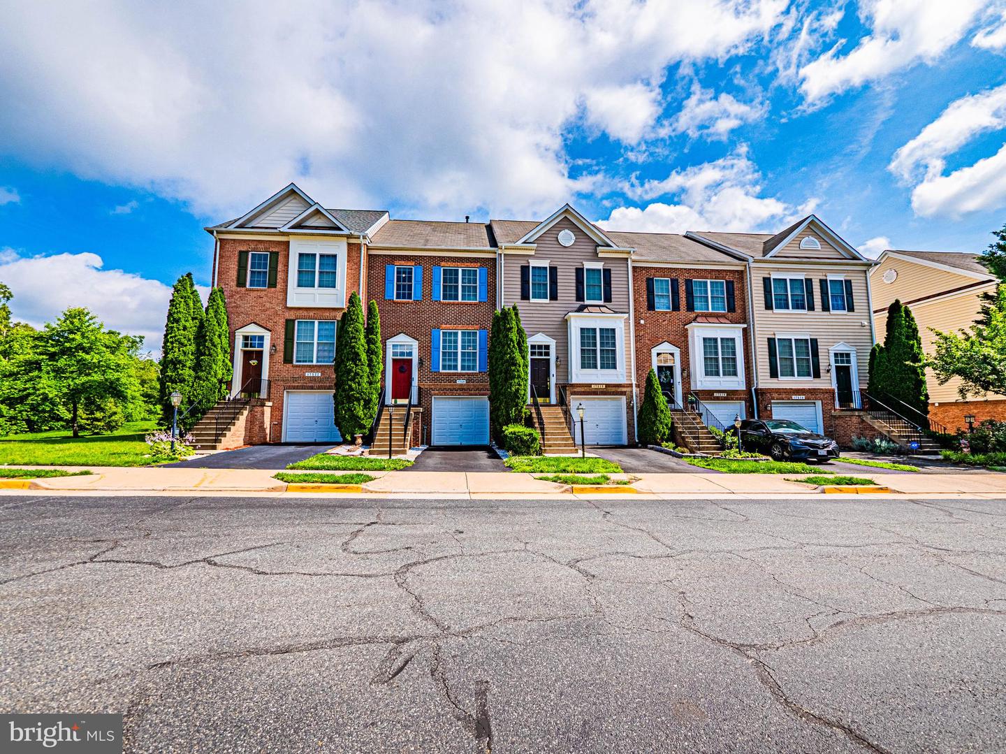 17520 VICTORIA FALLS DR, DUMFRIES, Virginia 22025, 3 Bedrooms Bedrooms, ,2 BathroomsBathrooms,Residential,For sale,17520 VICTORIA FALLS DR,VAPW2097278 MLS # VAPW2097278
