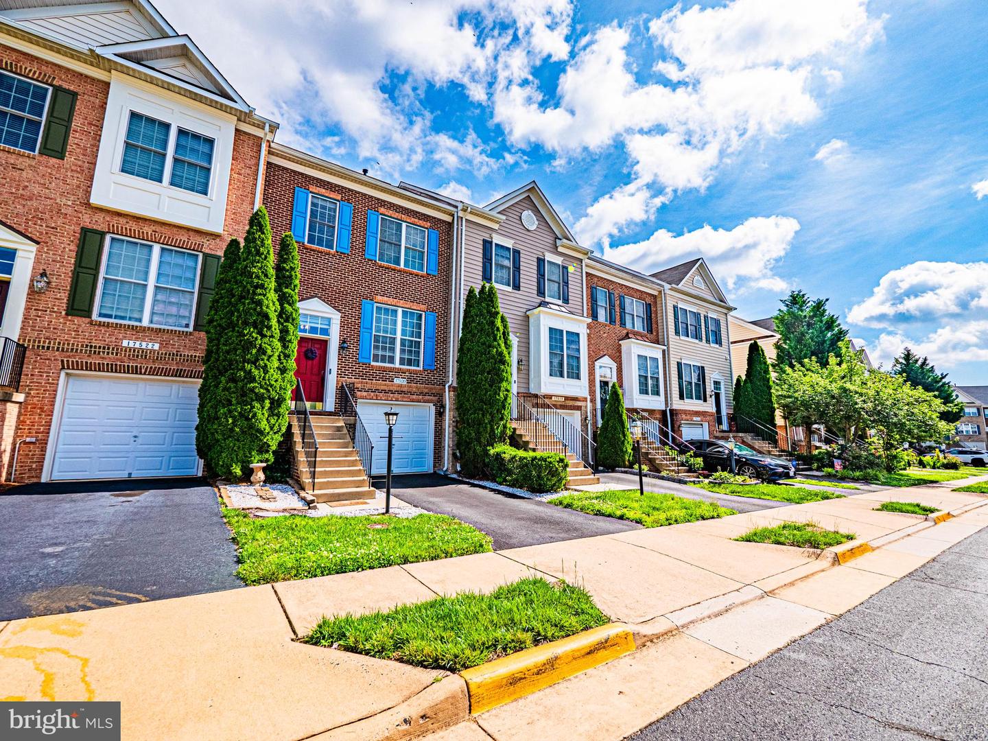 17520 VICTORIA FALLS DR, DUMFRIES, Virginia 22025, 3 Bedrooms Bedrooms, ,2 BathroomsBathrooms,Residential,For sale,17520 VICTORIA FALLS DR,VAPW2097278 MLS # VAPW2097278