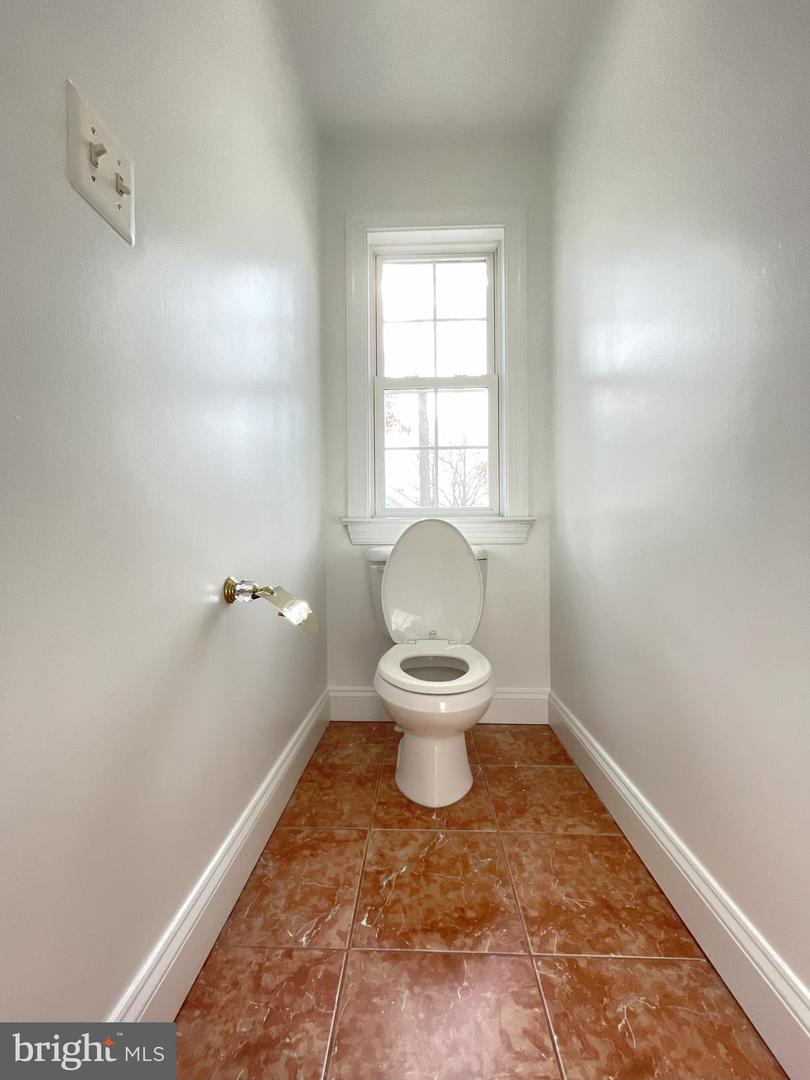 7212 HIGHLAND ST, SPRINGFIELD, Virginia 22150, 5 Bedrooms Bedrooms, ,4 BathroomsBathrooms,Residential,For sale,7212 HIGHLAND ST,VAFX2248084 MLS # VAFX2248084