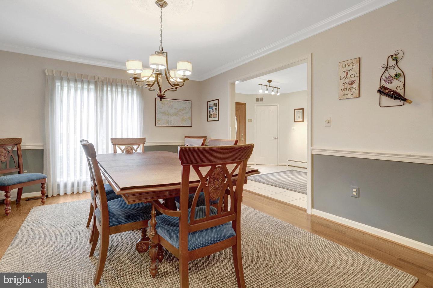 500 S LEXINGTON ST, ARLINGTON, Virginia 22204, 4 Bedrooms Bedrooms, ,3 BathroomsBathrooms,Residential,For sale,500 S LEXINGTON ST,VAAR2059388 MLS # VAAR2059388