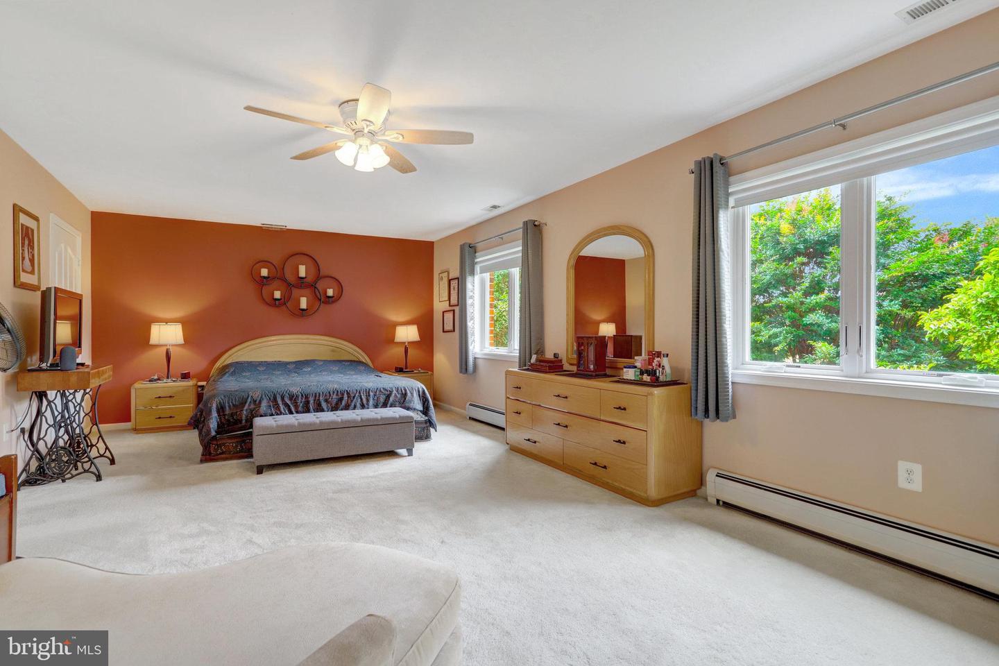 500 S LEXINGTON ST, ARLINGTON, Virginia 22204, 4 Bedrooms Bedrooms, ,3 BathroomsBathrooms,Residential,For sale,500 S LEXINGTON ST,VAAR2059388 MLS # VAAR2059388