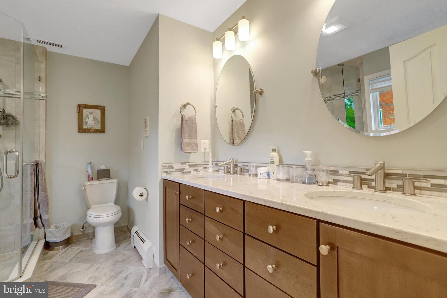 500 S LEXINGTON ST, ARLINGTON, Virginia 22204, 4 Bedrooms Bedrooms, ,3 BathroomsBathrooms,Residential,For sale,500 S LEXINGTON ST,VAAR2059388 MLS # VAAR2059388