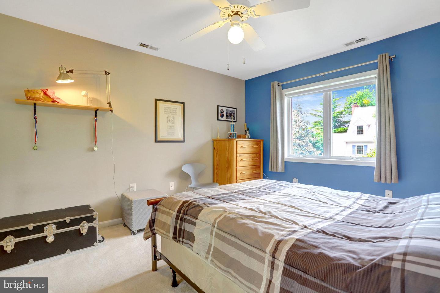 500 S LEXINGTON ST, ARLINGTON, Virginia 22204, 4 Bedrooms Bedrooms, ,3 BathroomsBathrooms,Residential,For sale,500 S LEXINGTON ST,VAAR2059388 MLS # VAAR2059388