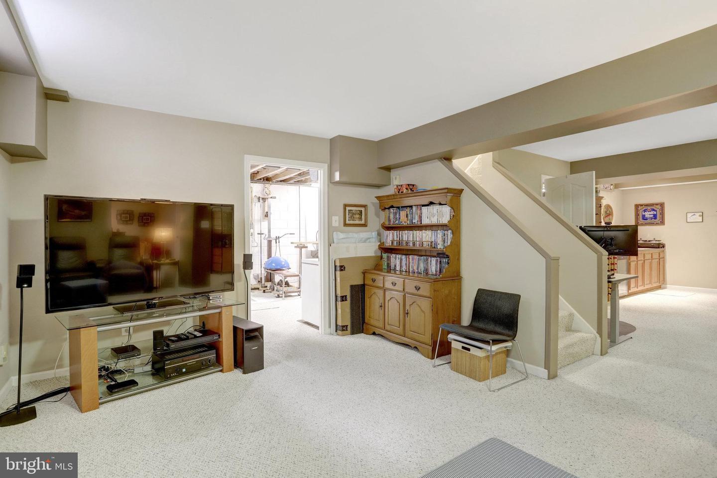 500 S LEXINGTON ST, ARLINGTON, Virginia 22204, 4 Bedrooms Bedrooms, ,3 BathroomsBathrooms,Residential,For sale,500 S LEXINGTON ST,VAAR2059388 MLS # VAAR2059388