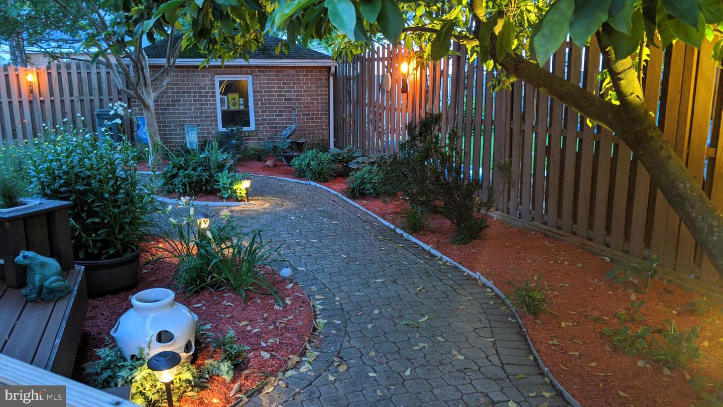 500 S LEXINGTON ST, ARLINGTON, Virginia 22204, 4 Bedrooms Bedrooms, ,3 BathroomsBathrooms,Residential,For sale,500 S LEXINGTON ST,VAAR2059388 MLS # VAAR2059388