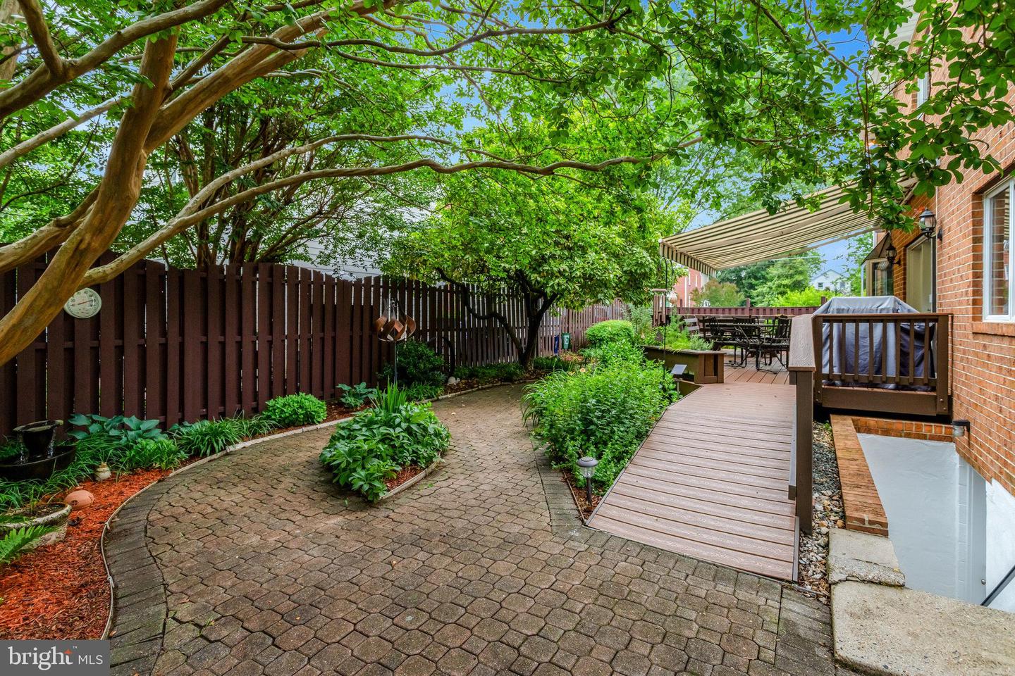 500 S LEXINGTON ST, ARLINGTON, Virginia 22204, 4 Bedrooms Bedrooms, ,3 BathroomsBathrooms,Residential,For sale,500 S LEXINGTON ST,VAAR2059388 MLS # VAAR2059388