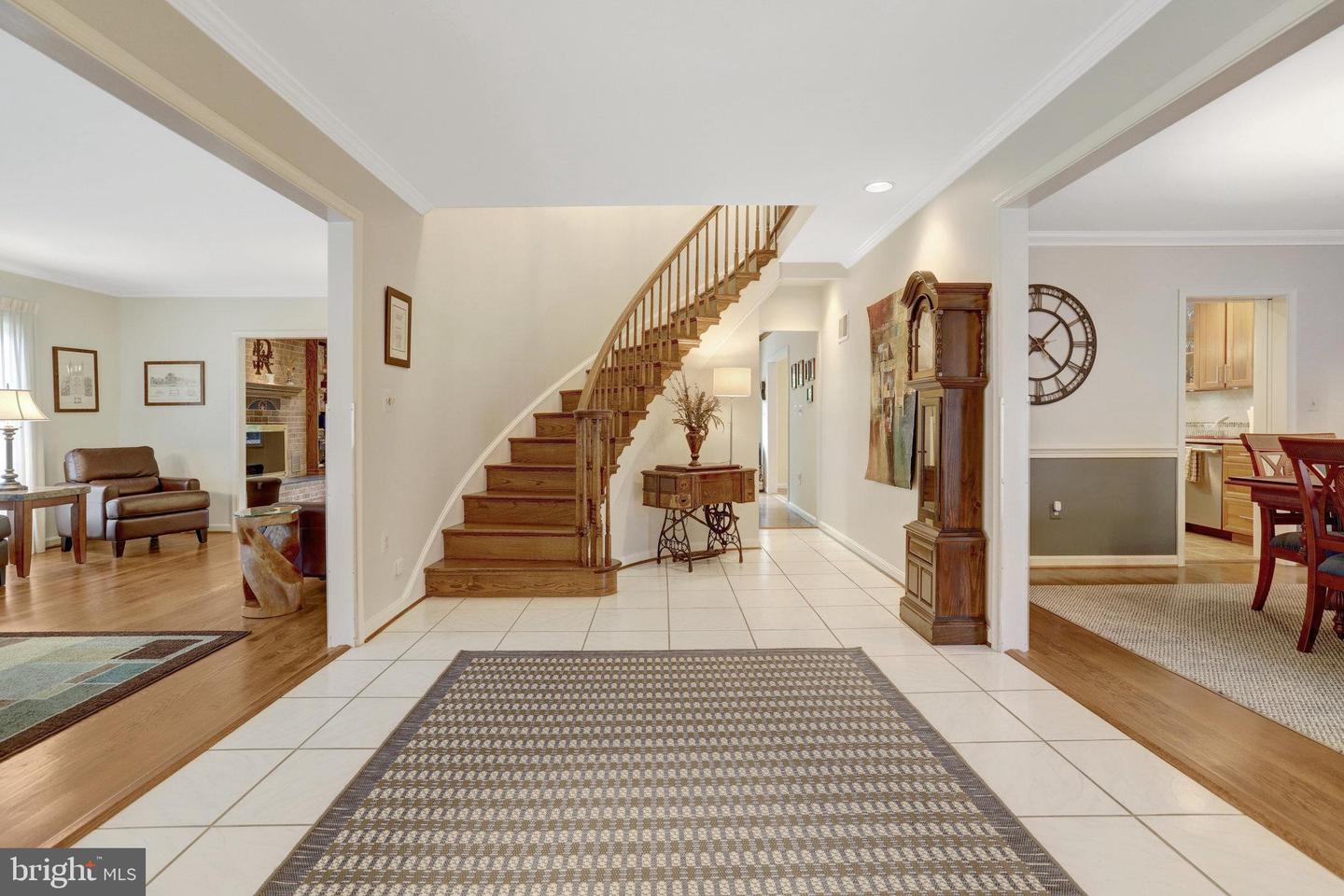 500 S LEXINGTON ST, ARLINGTON, Virginia 22204, 4 Bedrooms Bedrooms, ,3 BathroomsBathrooms,Residential,For sale,500 S LEXINGTON ST,VAAR2059388 MLS # VAAR2059388