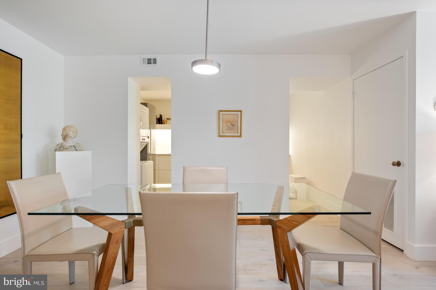 1600 N OAK ST #517, ARLINGTON, Virginia 22209, 2 Bedrooms Bedrooms, ,2 BathroomsBathrooms,Residential,For sale,1600 N OAK ST #517,VAAR2059390 MLS # VAAR2059390