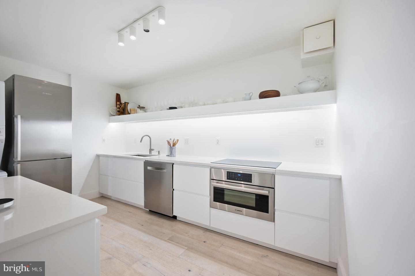 1600 N OAK ST #517, ARLINGTON, Virginia 22209, 2 Bedrooms Bedrooms, ,2 BathroomsBathrooms,Residential,For sale,1600 N OAK ST #517,VAAR2059390 MLS # VAAR2059390