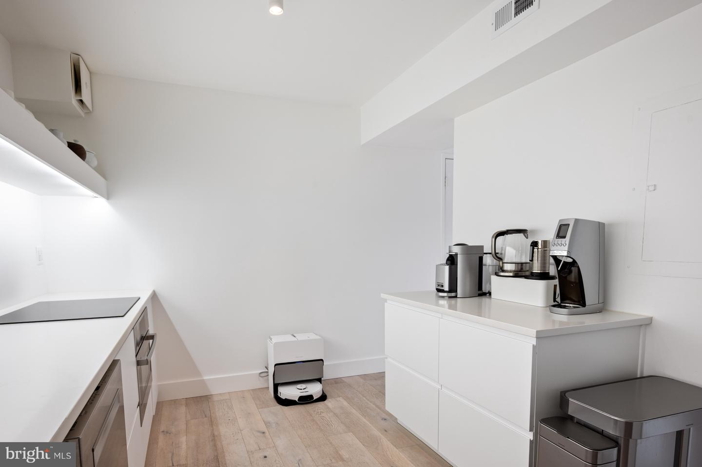 1600 N OAK ST #517, ARLINGTON, Virginia 22209, 2 Bedrooms Bedrooms, ,2 BathroomsBathrooms,Residential,For sale,1600 N OAK ST #517,VAAR2059390 MLS # VAAR2059390