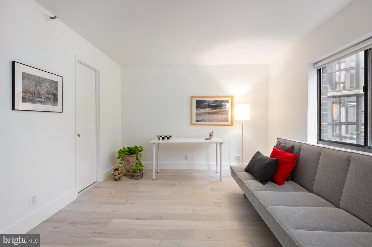 1600 N OAK ST #517, ARLINGTON, Virginia 22209, 2 Bedrooms Bedrooms, ,2 BathroomsBathrooms,Residential,For sale,1600 N OAK ST #517,VAAR2059390 MLS # VAAR2059390