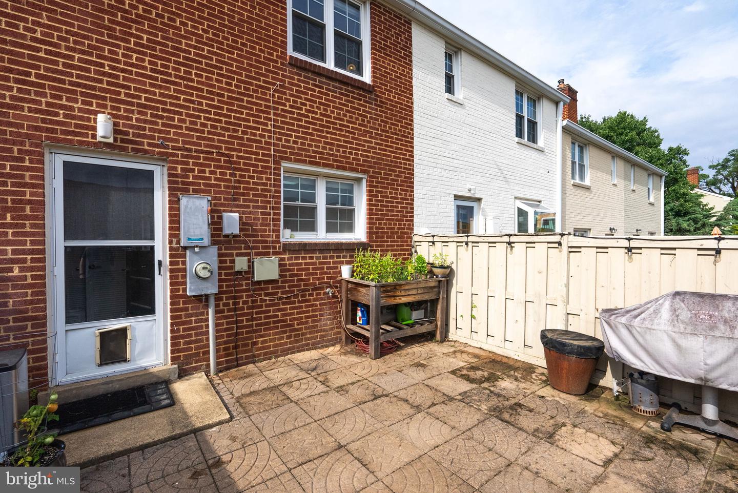3816 KELLER AVE, ALEXANDRIA, Virginia 22302, 2 Bedrooms Bedrooms, ,1 BathroomBathrooms,Residential,For sale,3816 KELLER AVE,VAAX2046634 MLS # VAAX2046634