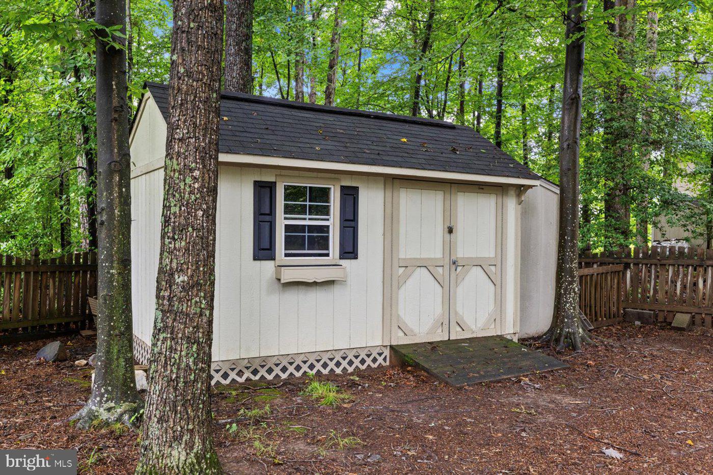 69 CARDINAL FOREST DR, FREDERICKSBURG, Virginia 22406, 4 Bedrooms Bedrooms, ,2 BathroomsBathrooms,Residential,For sale,69 CARDINAL FOREST DR,VAST2039984 MLS # VAST2039984