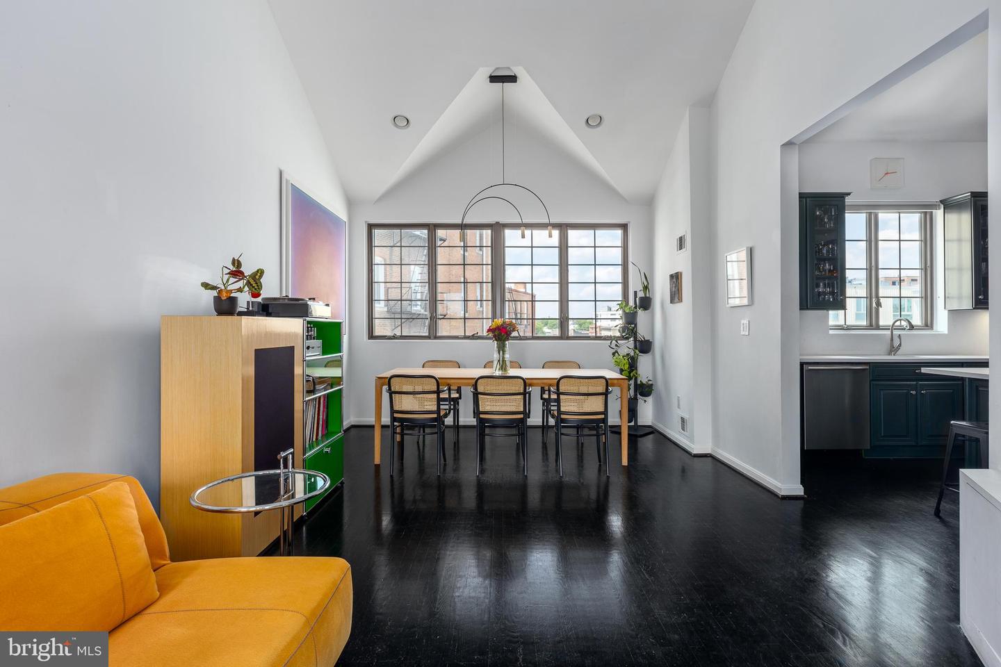1823 BELMONT RD NW #D, WASHINGTON, District Of Columbia 20009, 3 Bedrooms Bedrooms, ,2 BathroomsBathrooms,Residential,For sale,1823 BELMONT RD NW #D,DCDC2206412 MLS # DCDC2206412