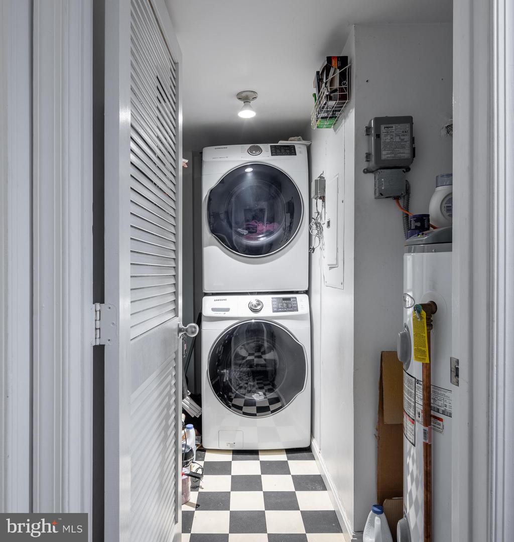 1823 BELMONT RD NW #D, WASHINGTON, District Of Columbia 20009, 3 Bedrooms Bedrooms, ,2 BathroomsBathrooms,Residential,For sale,1823 BELMONT RD NW #D,DCDC2206412 MLS # DCDC2206412