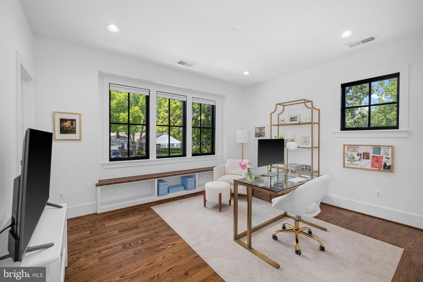 3433 N EDISON ST, ARLINGTON, Virginia 22207, 6 Bedrooms Bedrooms, ,6 BathroomsBathrooms,Residential,For sale,3433 N EDISON ST,VAAR2059418 MLS # VAAR2059418
