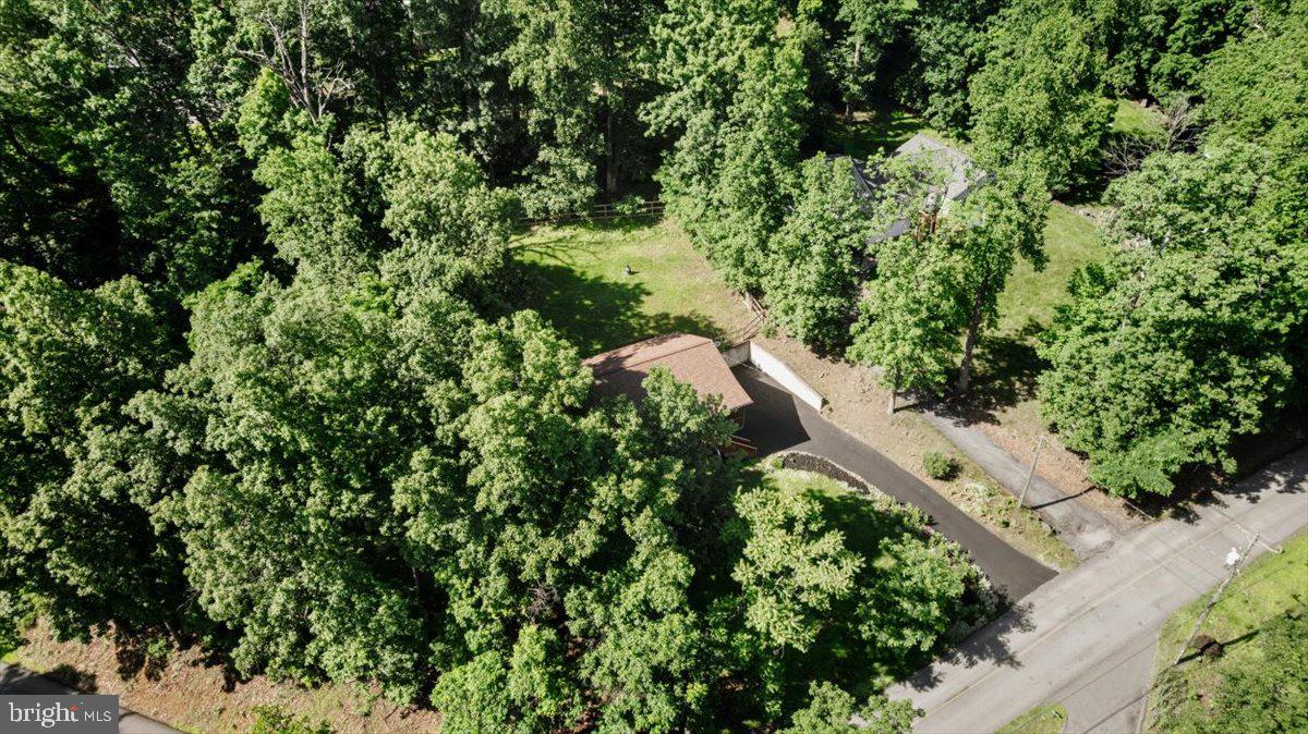 214 SALT LICK RD, FRONT ROYAL, Virginia 22630, 4 Bedrooms Bedrooms, ,3 BathroomsBathrooms,Residential,For sale,214 SALT LICK RD,VAWR2011512 MLS # VAWR2011512
