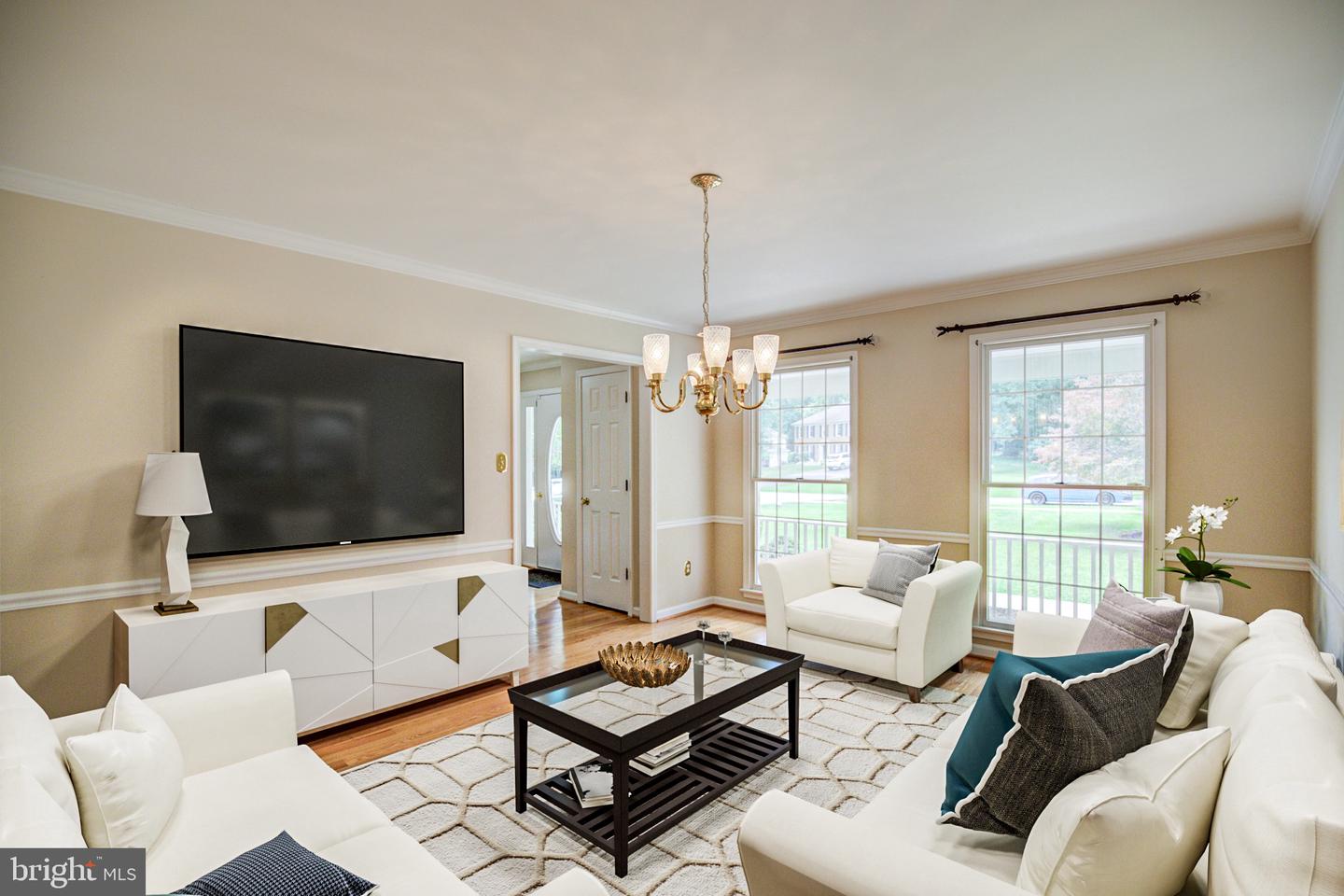 9708 S PARK CIR, FAIRFAX STATION, Virginia 22039, 4 Bedrooms Bedrooms, ,2 BathroomsBathrooms,Residential,For sale,9708 S PARK CIR,VAFX2248656 MLS # VAFX2248656