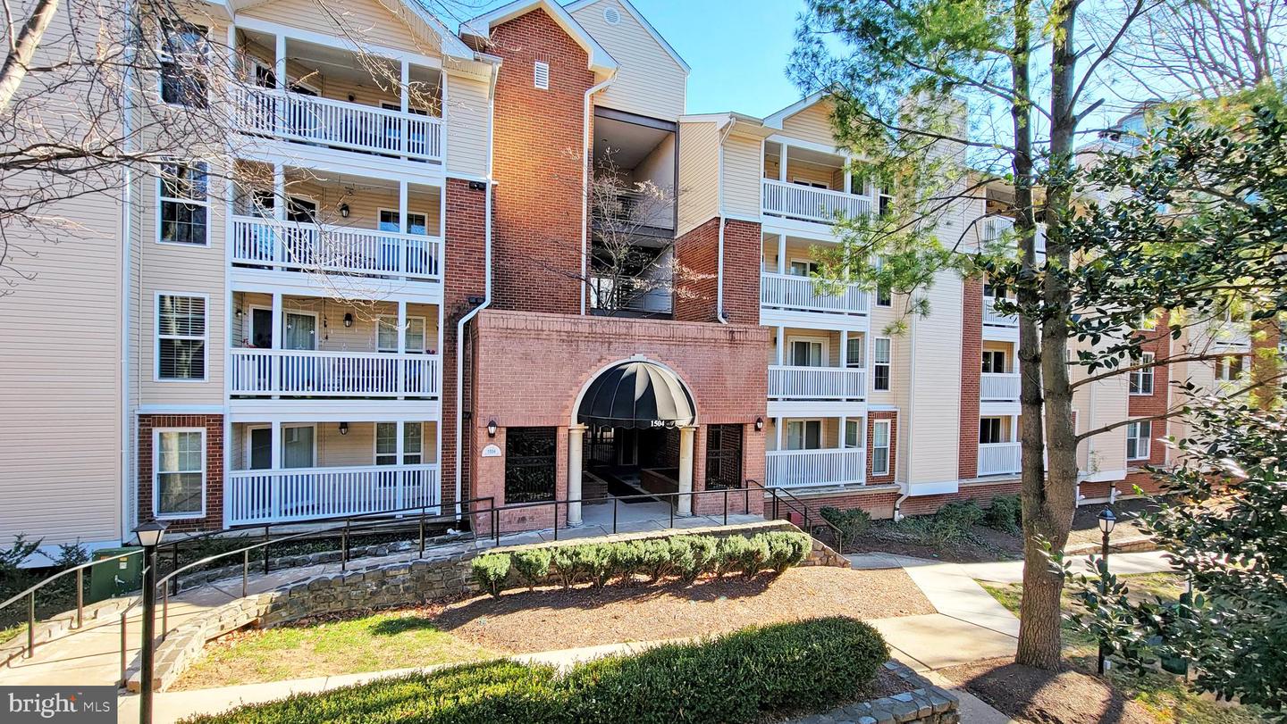 1504 LINCOLN WAY #118, MCLEAN, Virginia 22102, 2 Bedrooms Bedrooms, ,2 BathroomsBathrooms,Residential,For sale,1504 LINCOLN WAY #118,VAFX2248676 MLS # VAFX2248676