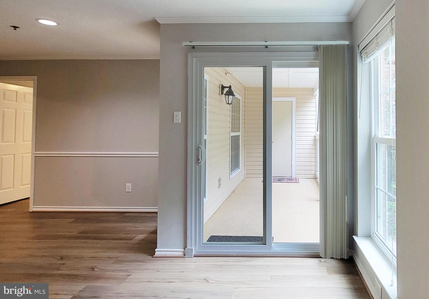 1504 LINCOLN WAY #118, MCLEAN, Virginia 22102, 2 Bedrooms Bedrooms, ,2 BathroomsBathrooms,Residential,For sale,1504 LINCOLN WAY #118,VAFX2248676 MLS # VAFX2248676