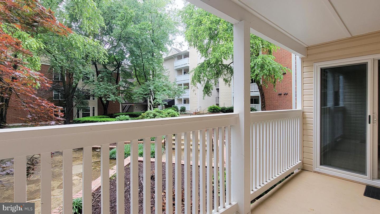 1504 LINCOLN WAY #118, MCLEAN, Virginia 22102, 2 Bedrooms Bedrooms, ,2 BathroomsBathrooms,Residential,For sale,1504 LINCOLN WAY #118,VAFX2248676 MLS # VAFX2248676