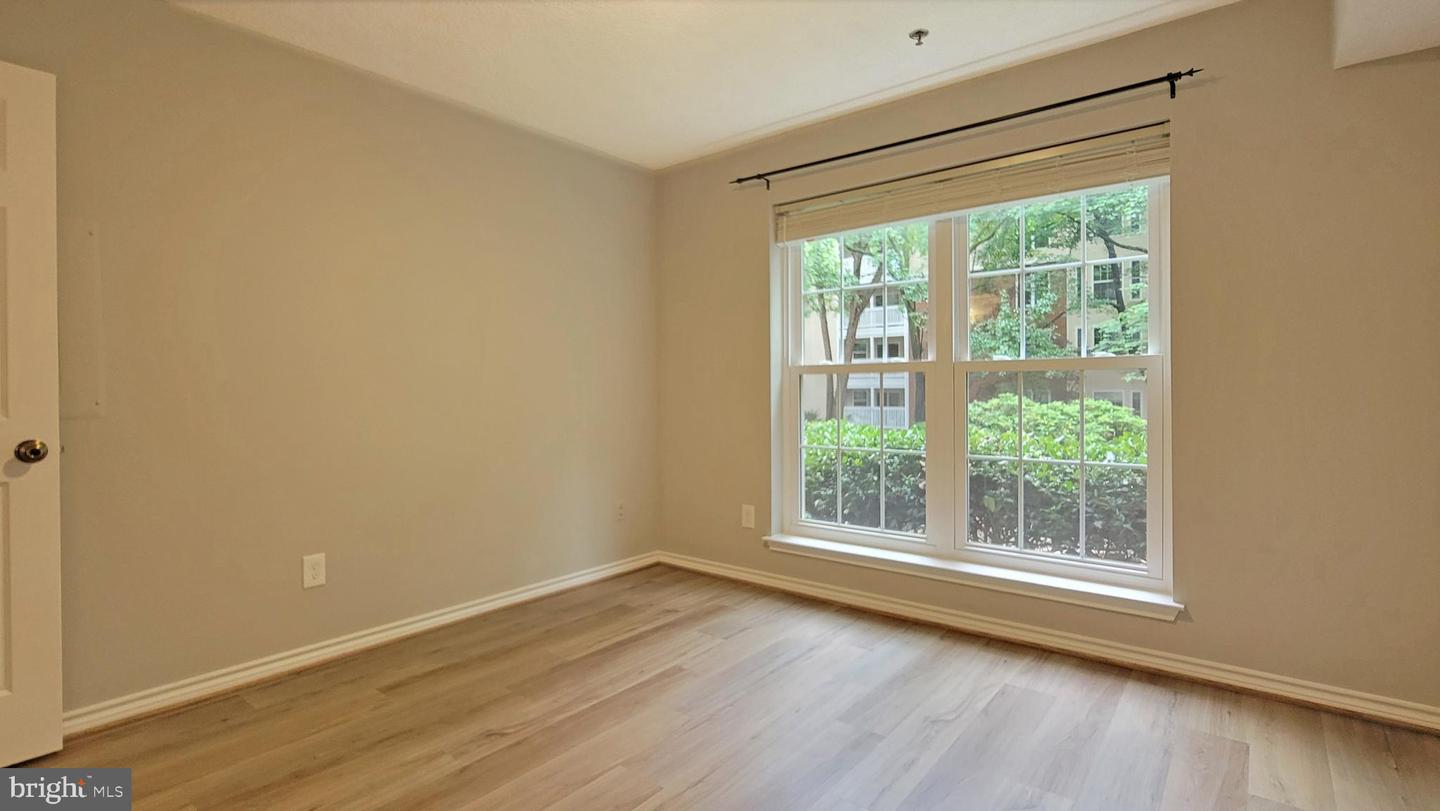 1504 LINCOLN WAY #118, MCLEAN, Virginia 22102, 2 Bedrooms Bedrooms, ,2 BathroomsBathrooms,Residential,For sale,1504 LINCOLN WAY #118,VAFX2248676 MLS # VAFX2248676