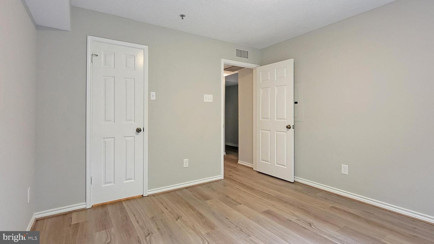 1504 LINCOLN WAY #118, MCLEAN, Virginia 22102, 2 Bedrooms Bedrooms, ,2 BathroomsBathrooms,Residential,For sale,1504 LINCOLN WAY #118,VAFX2248676 MLS # VAFX2248676