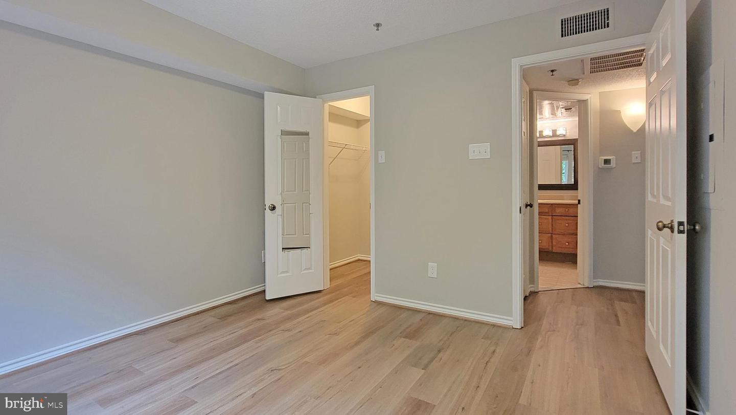 1504 LINCOLN WAY #118, MCLEAN, Virginia 22102, 2 Bedrooms Bedrooms, ,2 BathroomsBathrooms,Residential,For sale,1504 LINCOLN WAY #118,VAFX2248676 MLS # VAFX2248676