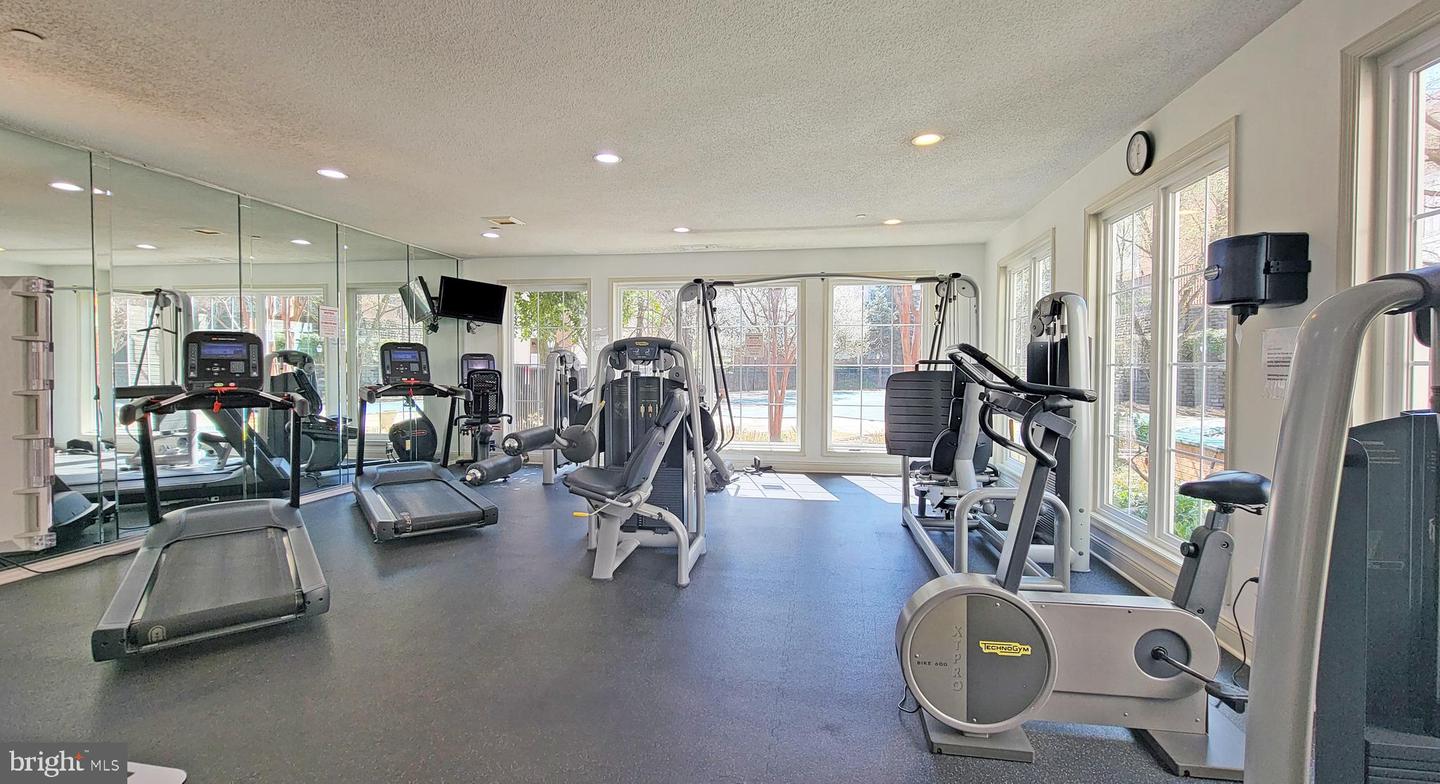 1504 LINCOLN WAY #118, MCLEAN, Virginia 22102, 2 Bedrooms Bedrooms, ,2 BathroomsBathrooms,Residential,For sale,1504 LINCOLN WAY #118,VAFX2248676 MLS # VAFX2248676