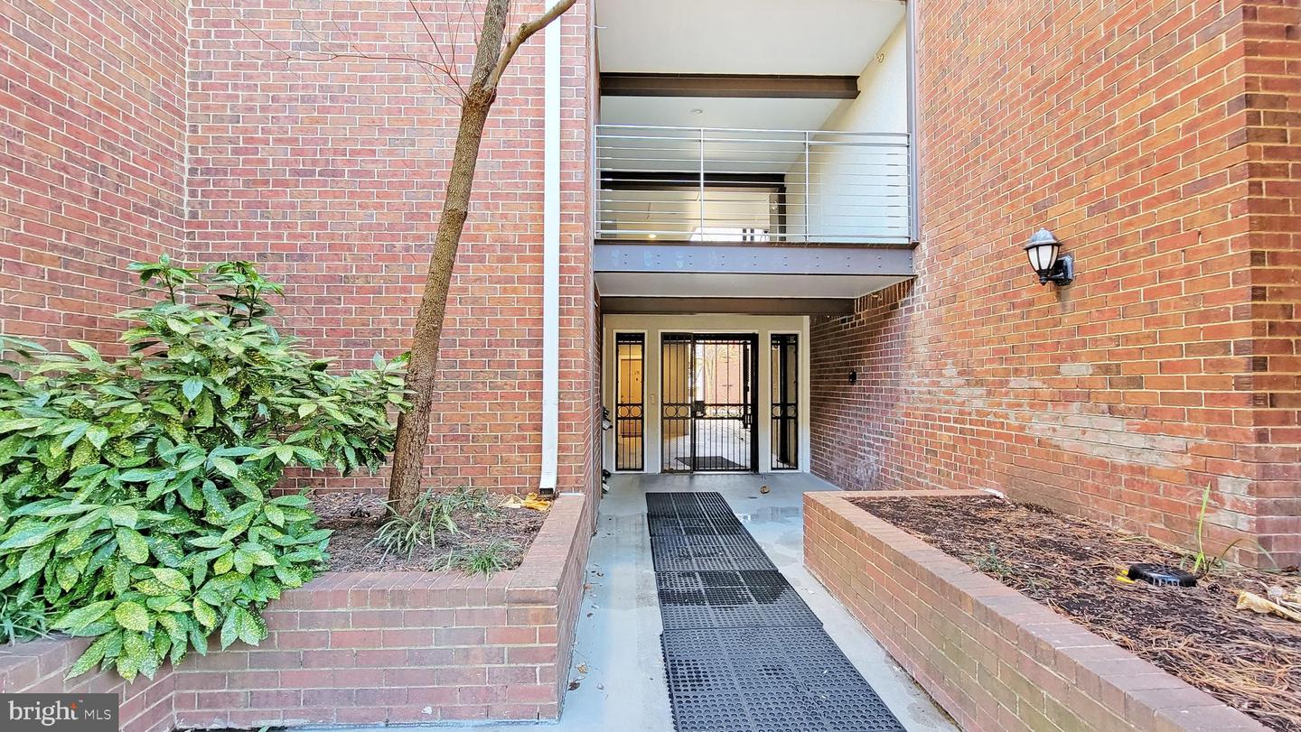 1504 LINCOLN WAY #118, MCLEAN, Virginia 22102, 2 Bedrooms Bedrooms, ,2 BathroomsBathrooms,Residential,For sale,1504 LINCOLN WAY #118,VAFX2248676 MLS # VAFX2248676
