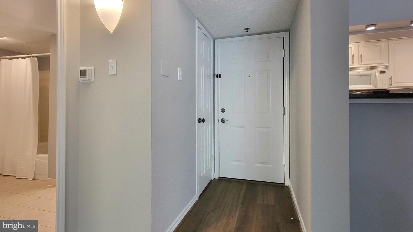 1504 LINCOLN WAY #118, MCLEAN, Virginia 22102, 2 Bedrooms Bedrooms, ,2 BathroomsBathrooms,Residential,For sale,1504 LINCOLN WAY #118,VAFX2248676 MLS # VAFX2248676